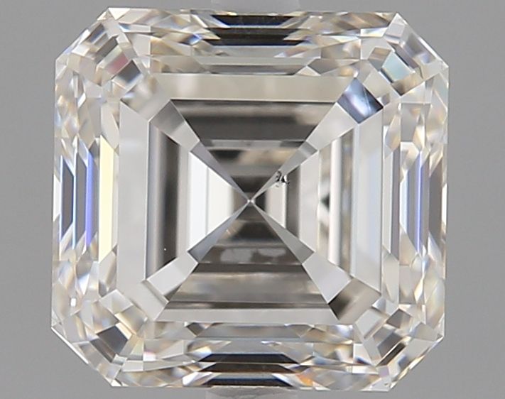 1.7 ct Square emerald Diamond