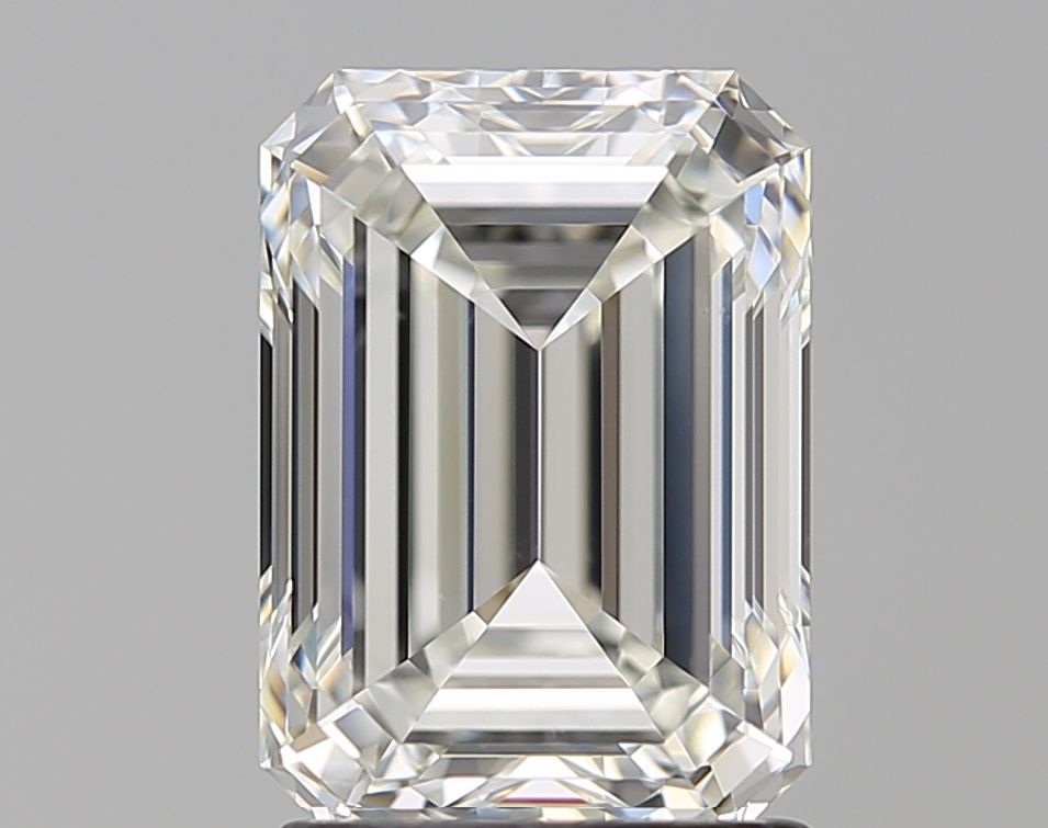 2.07 ct Emerald diamond