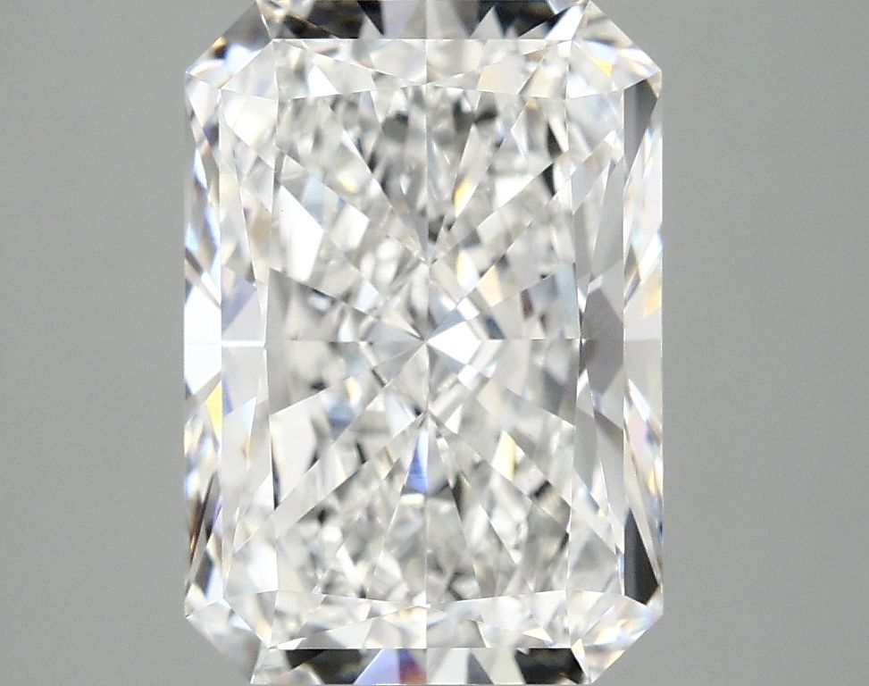 4.13 ct. radiant Lab Grown Diamond front image