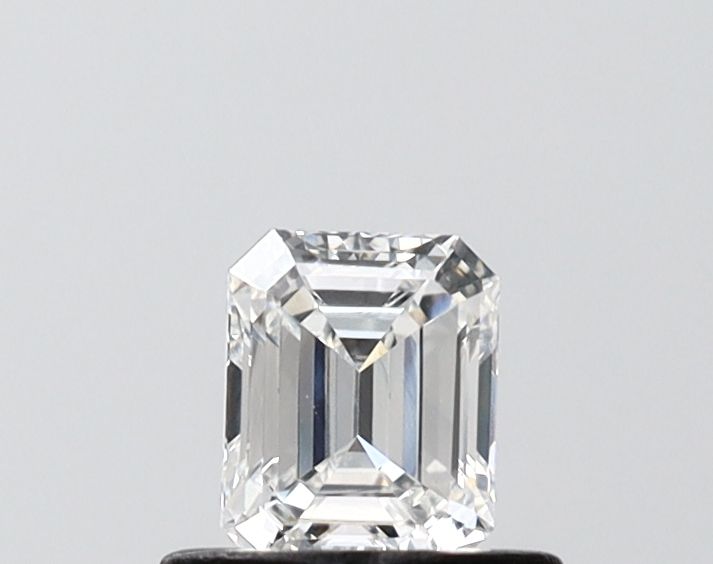 0.51 ct. emerald Lab Grown Diamond front image
