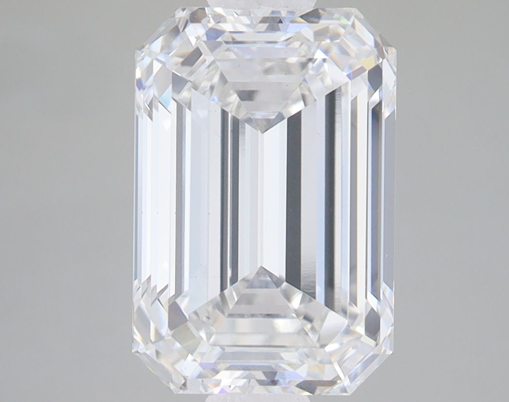 4.10 ct. emerald Lab Grown Diamond front image