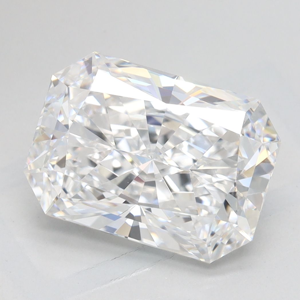 2.72 ct. radiant Lab Grown Diamond front image