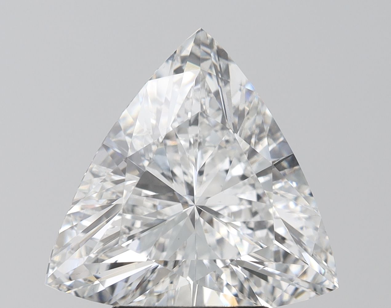 4 ct lab-grown Triangular Diamond