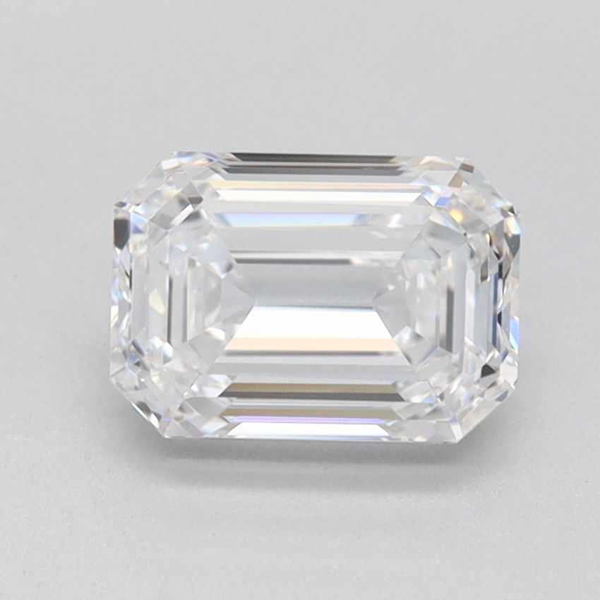 1.04 ct. emerald Lab Grown Diamond front image