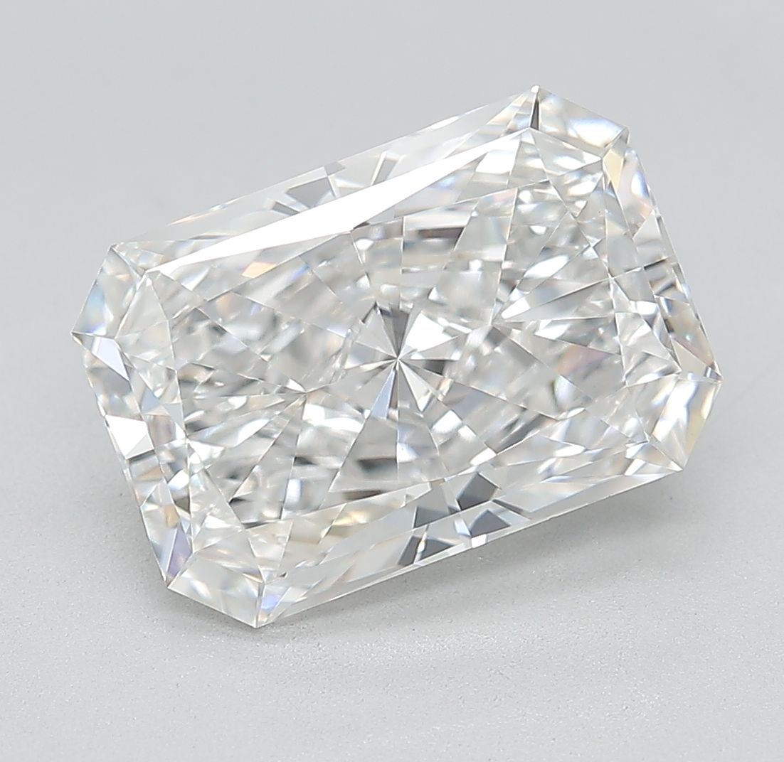 4.72 ct. radiant Lab Grown Diamond front image
