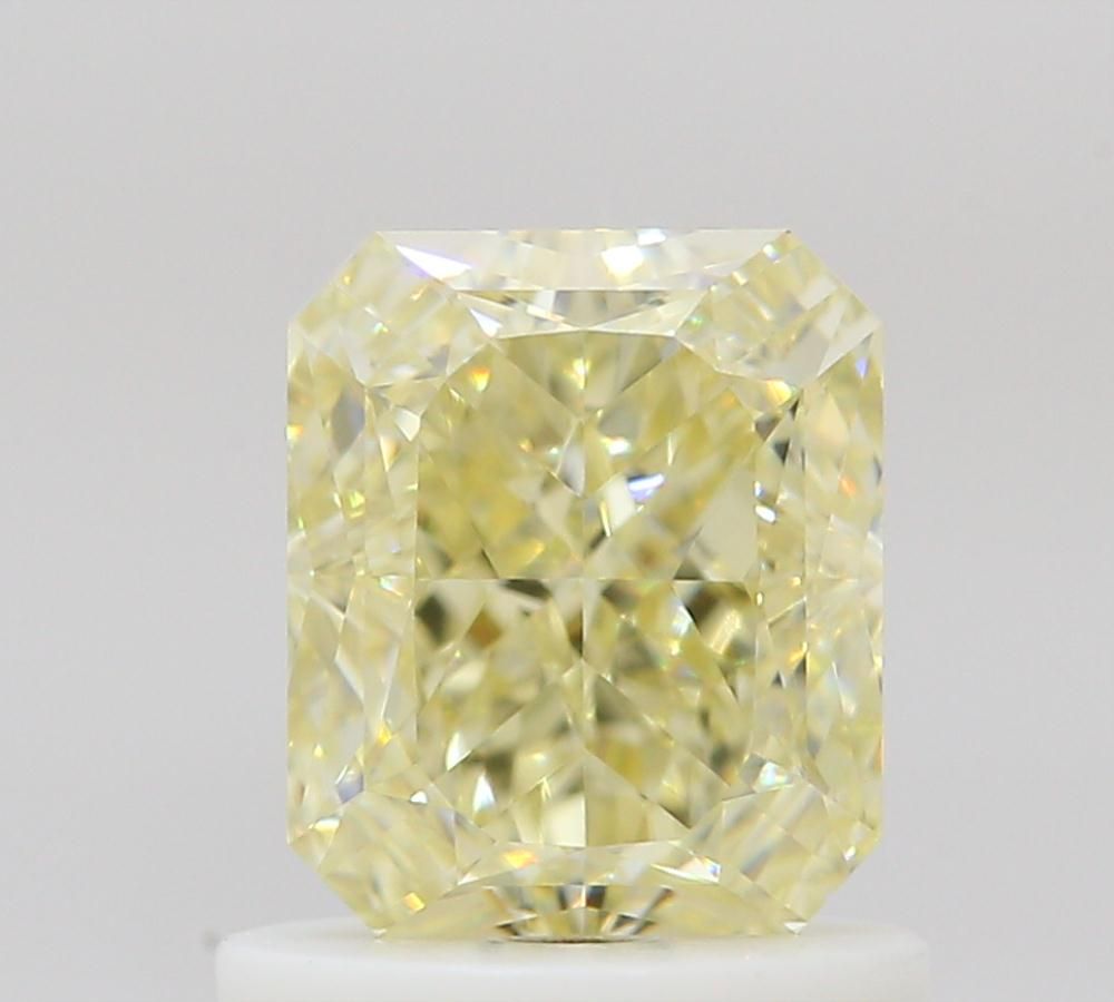 1.01 ct Radiant diamond