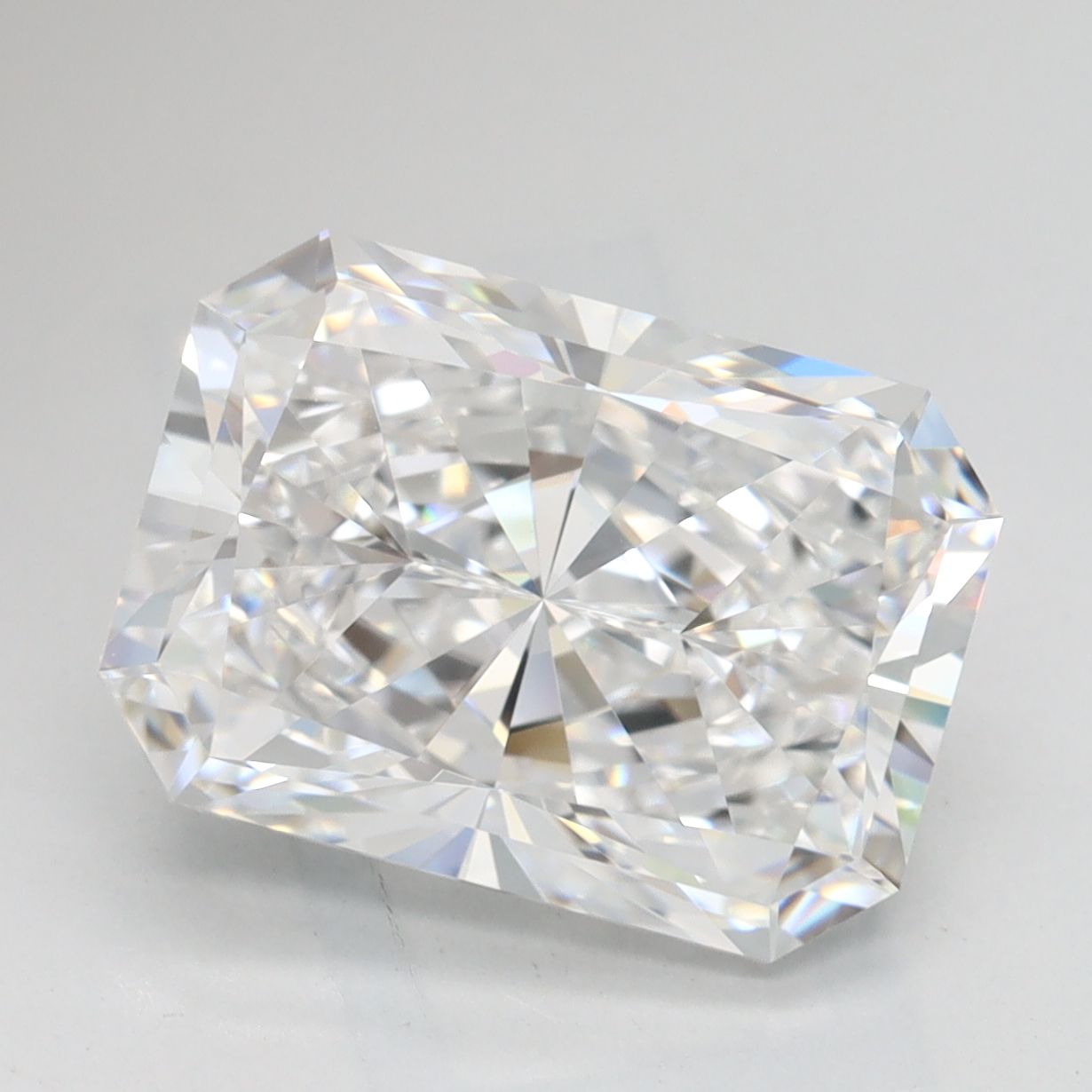 4.27 ct. radiant Lab Grown Diamond front image