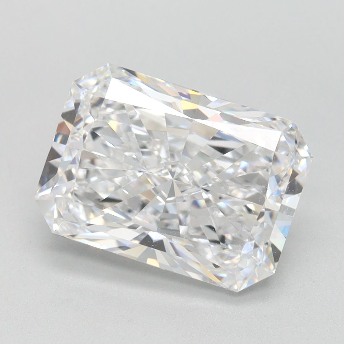 2.63 ct. radiant Lab Grown Diamond front image