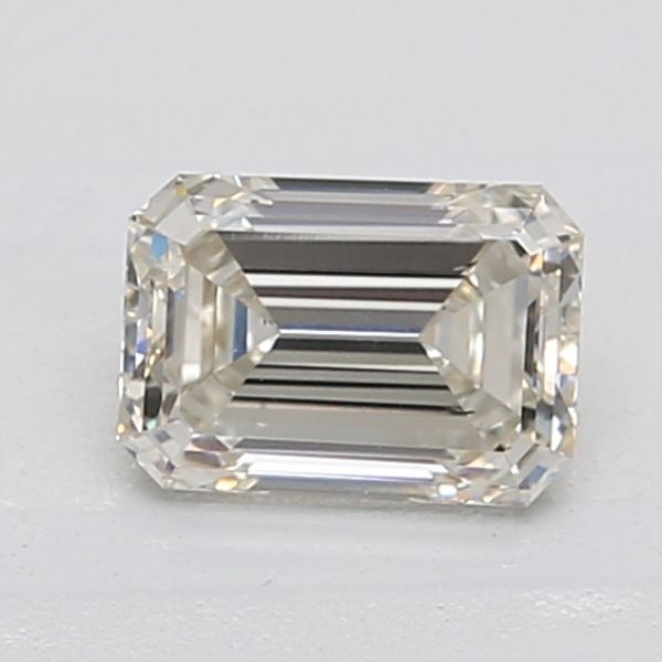 1.01 ct Emerald diamond