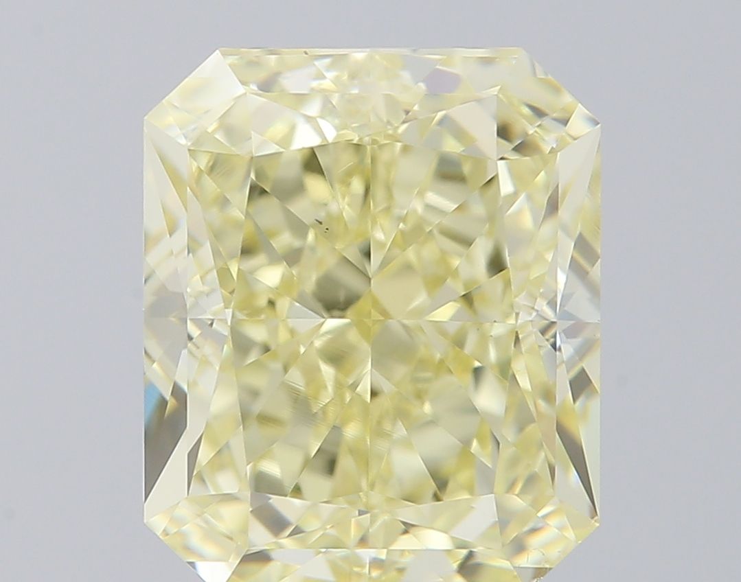 3.02 ct Radiant diamond