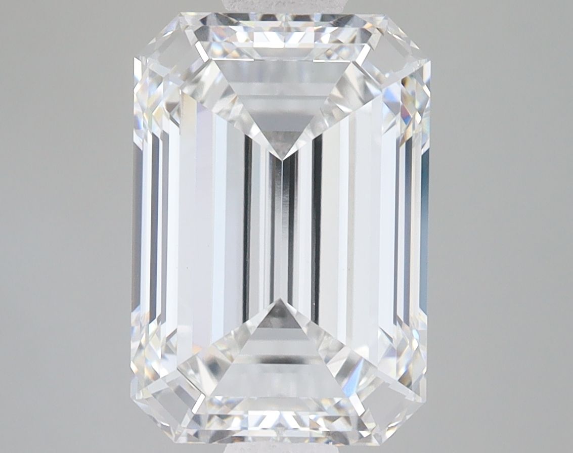 5.08 ct. emerald Lab Grown Diamond front image