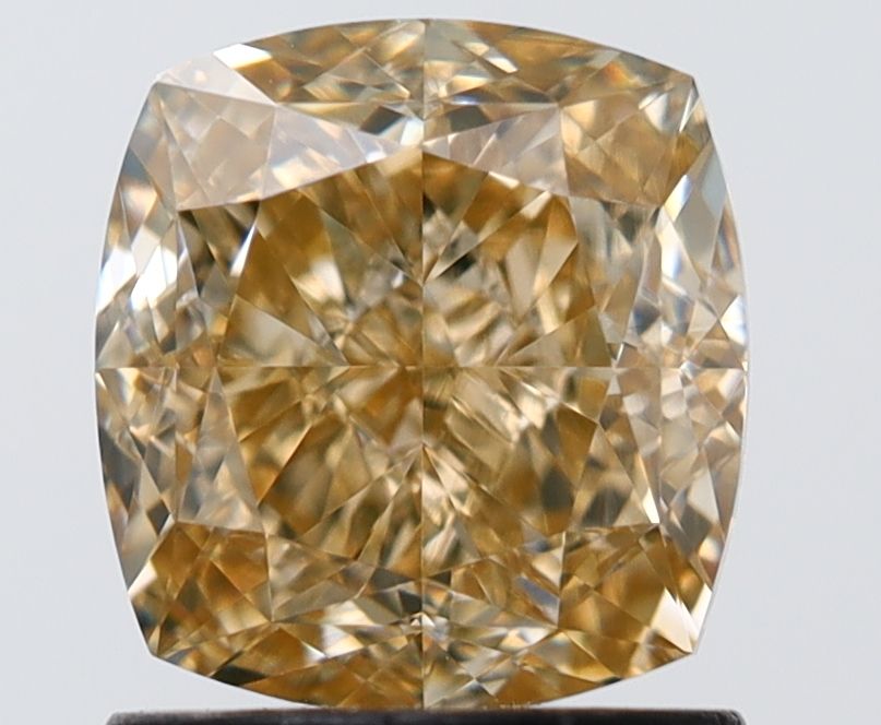 1.61 ct Cushion Brilliant diamond