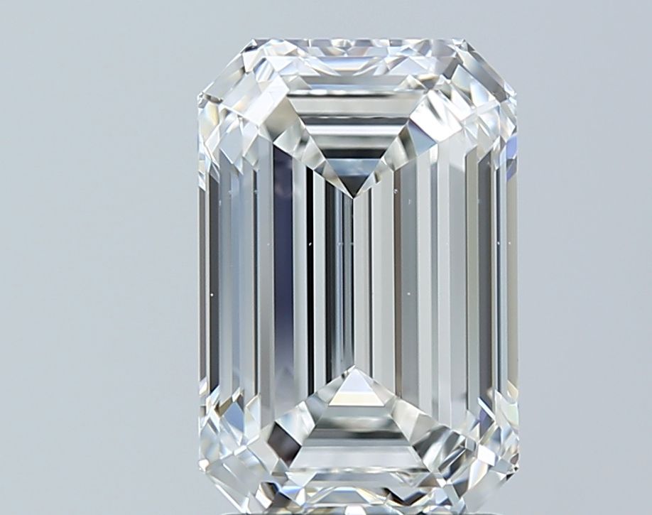 2.80 ct Emerald diamond