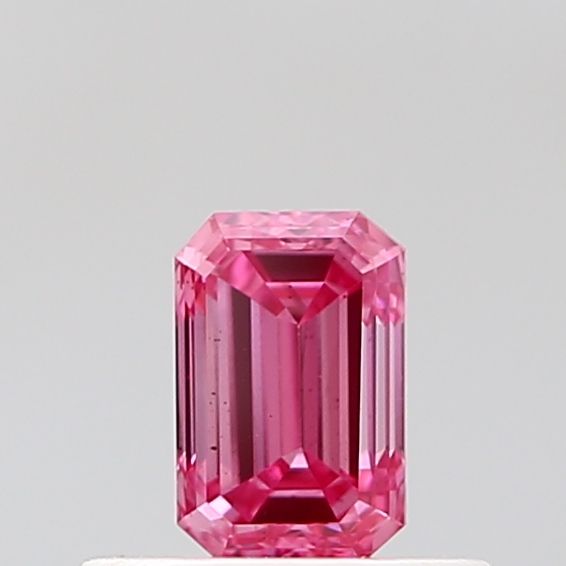 0.43 ct Emerald diamond