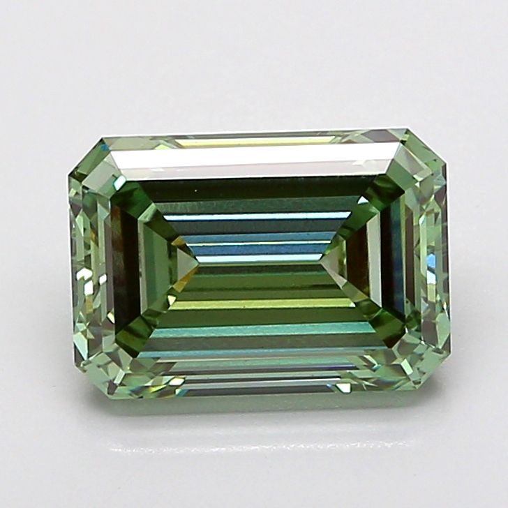 3.05 ct Emerald diamond