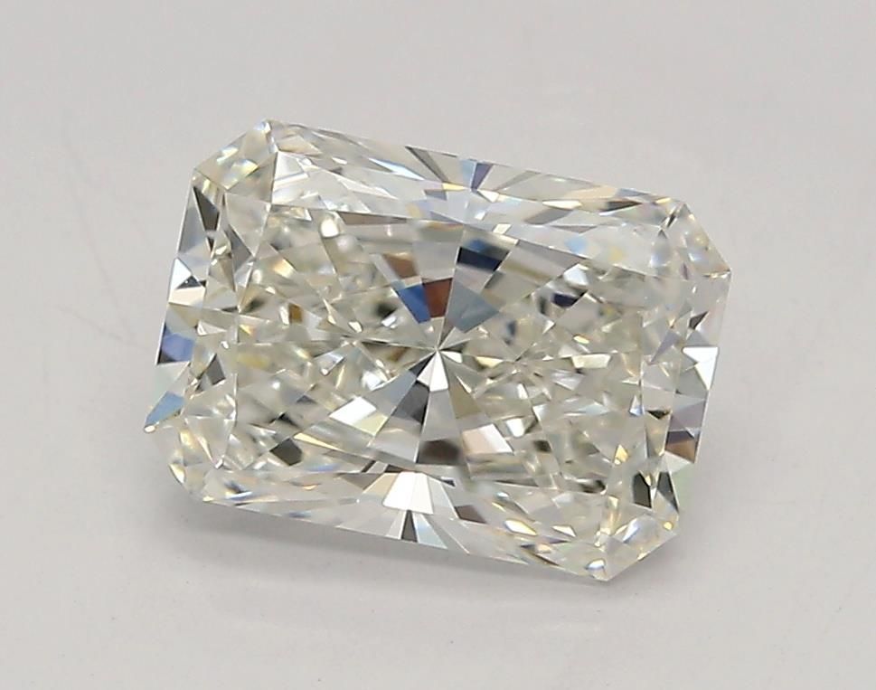 1.57 ct Radiant diamond