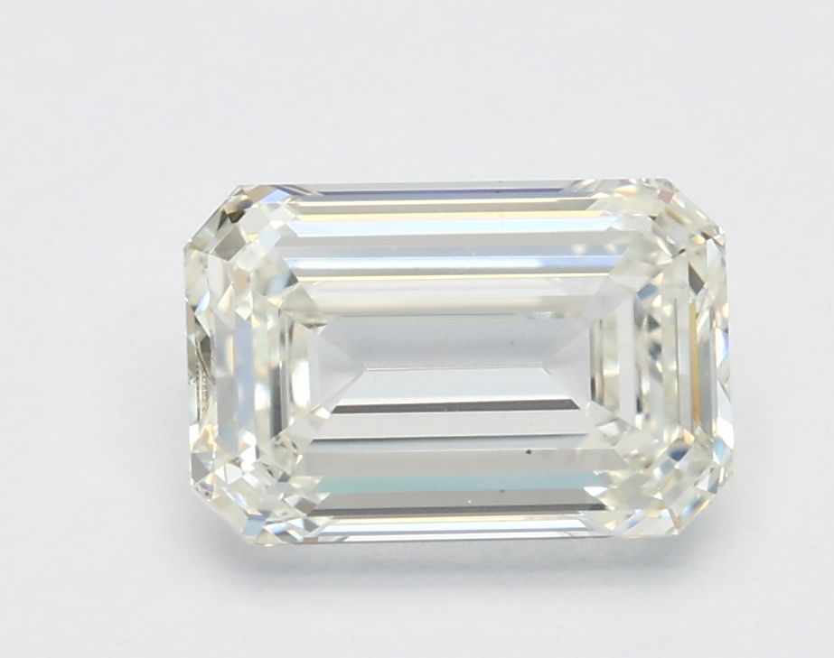 1.38 ct. emerald Lab Grown Diamond front image