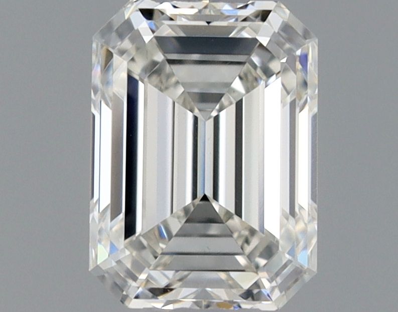 0.32 ct Emerald diamond