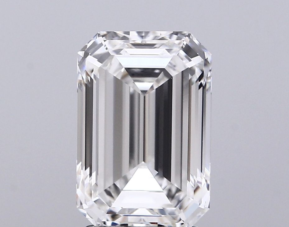 3.09 ct. emerald Lab Grown Diamond front image