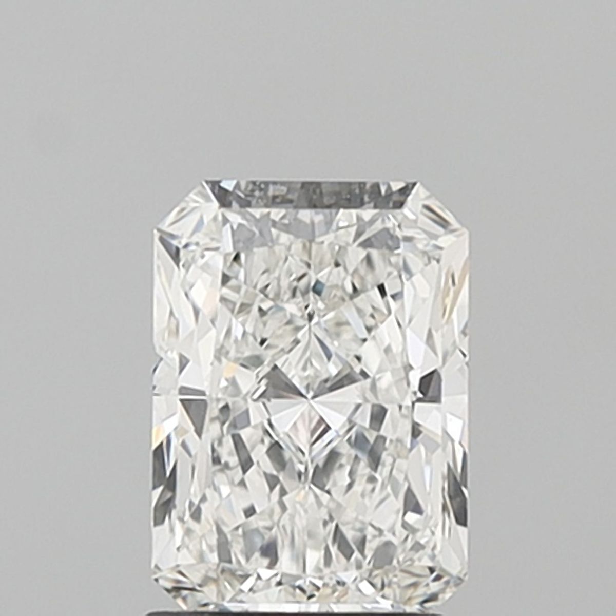 1.57 ct. radiant Lab Grown Diamond front image