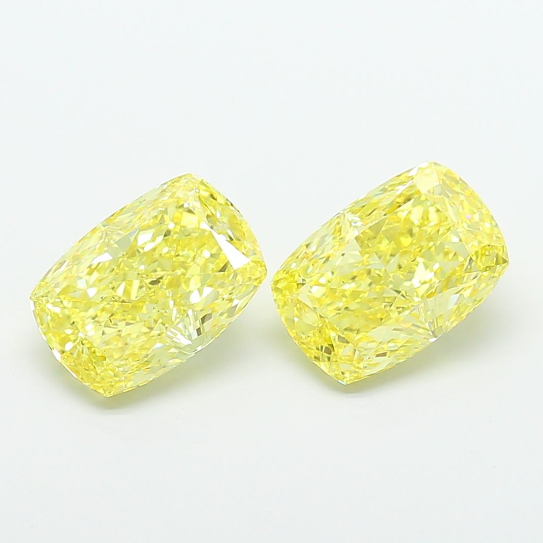 3.23 ct Cushion Modified diamond