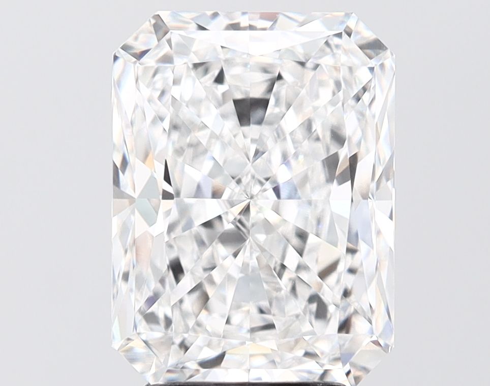 4.57 ct. radiant Lab Grown Diamond front image