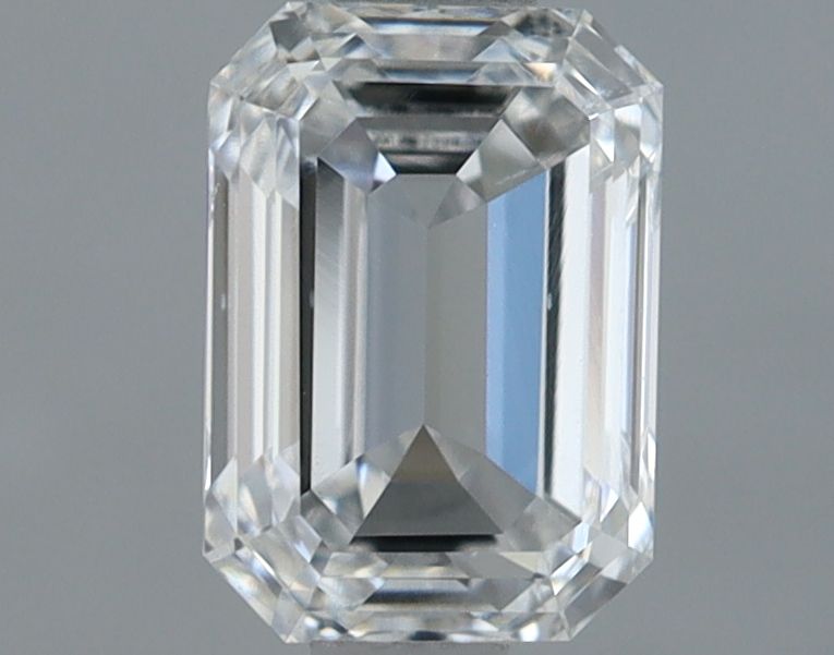0.99 ct. emerald Lab Grown Diamond front image