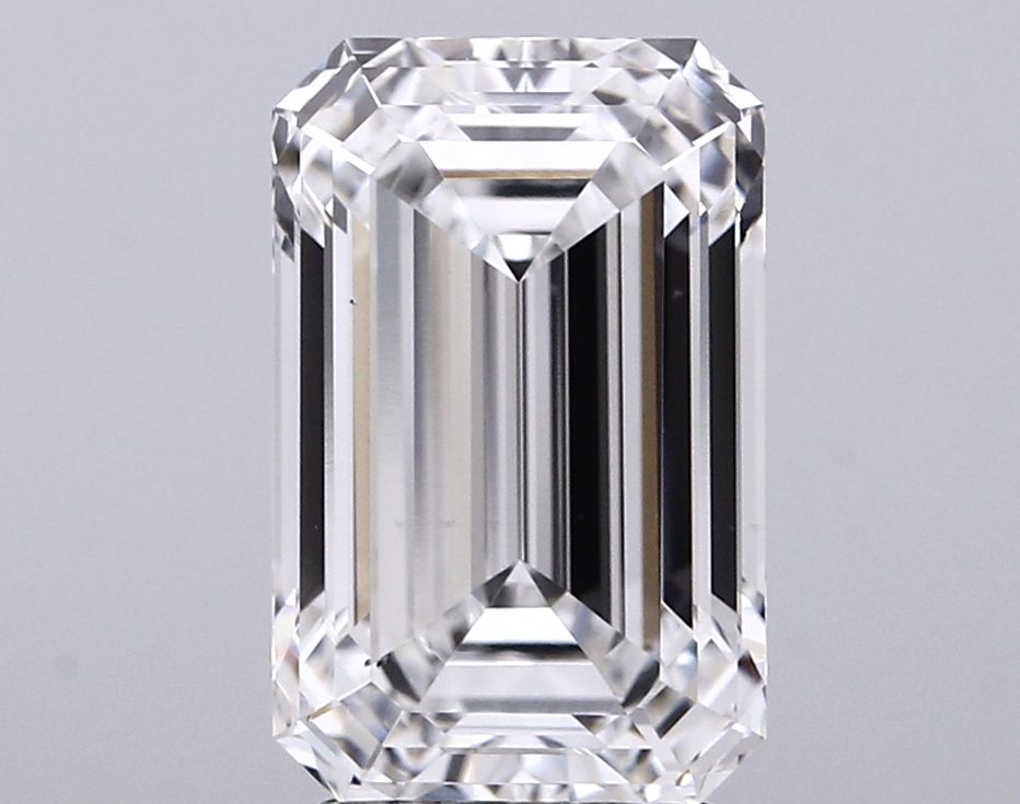 4.01 ct. emerald Lab Grown Diamond front image