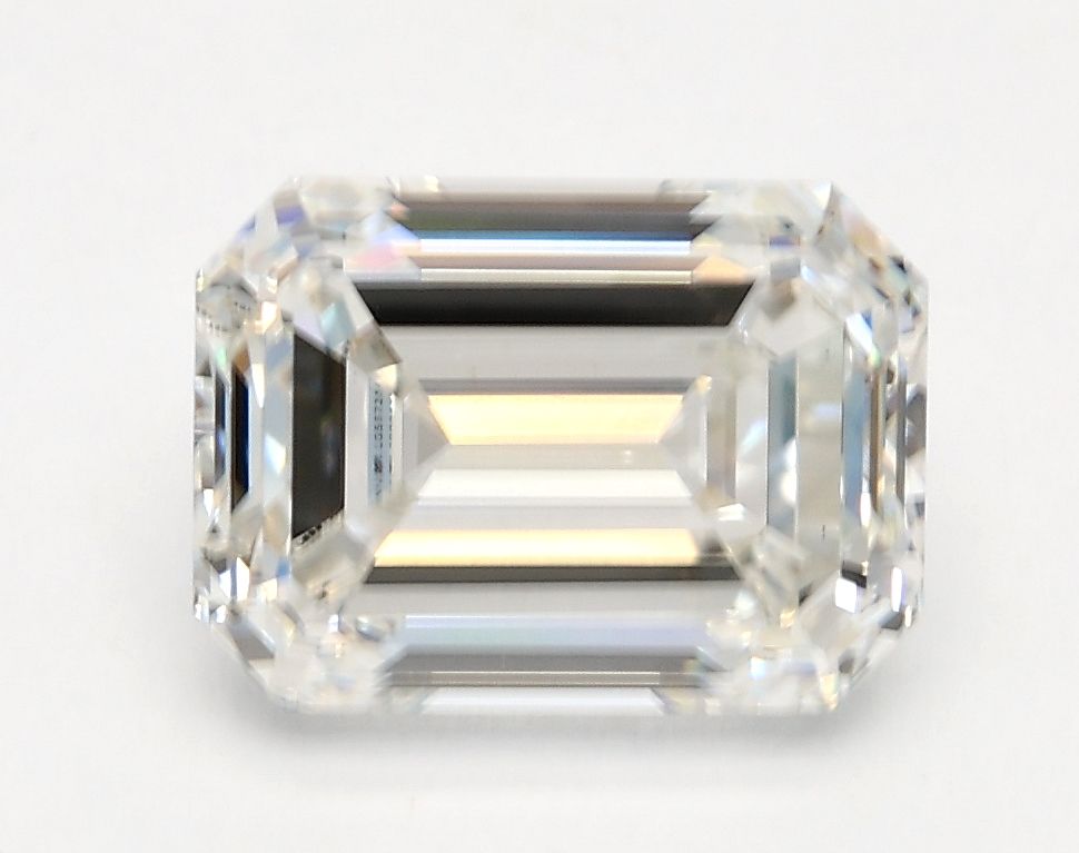 2.22 ct. emerald Lab Grown Diamond front image