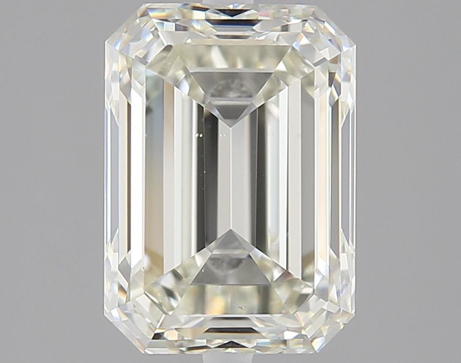 3.01 ct Emerald diamond
