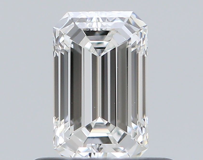 0.51 ct Emerald diamond