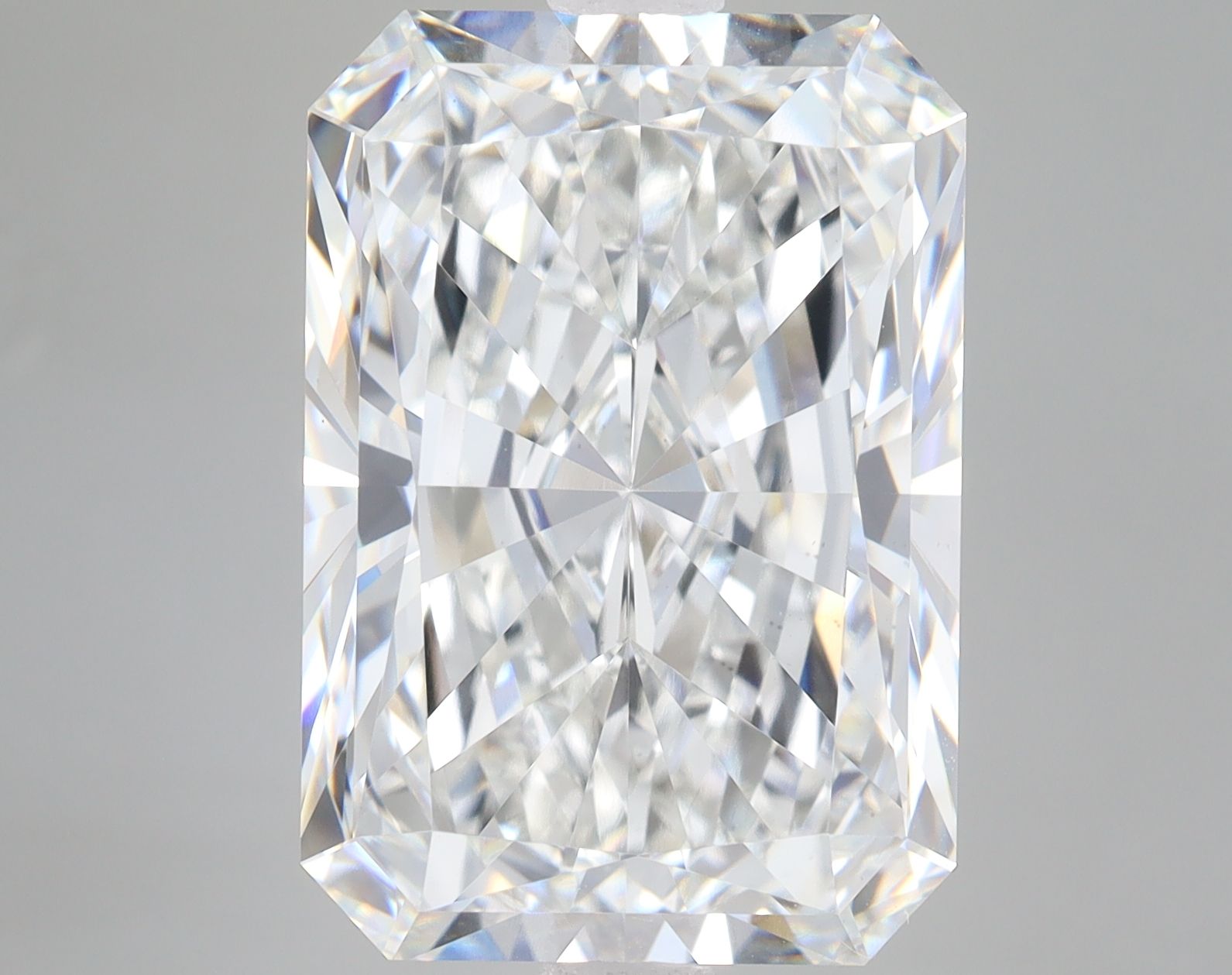 13.75 ct. radiant Lab Grown Diamond front image