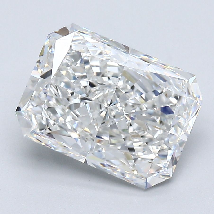 3.22 ct Radiant diamond