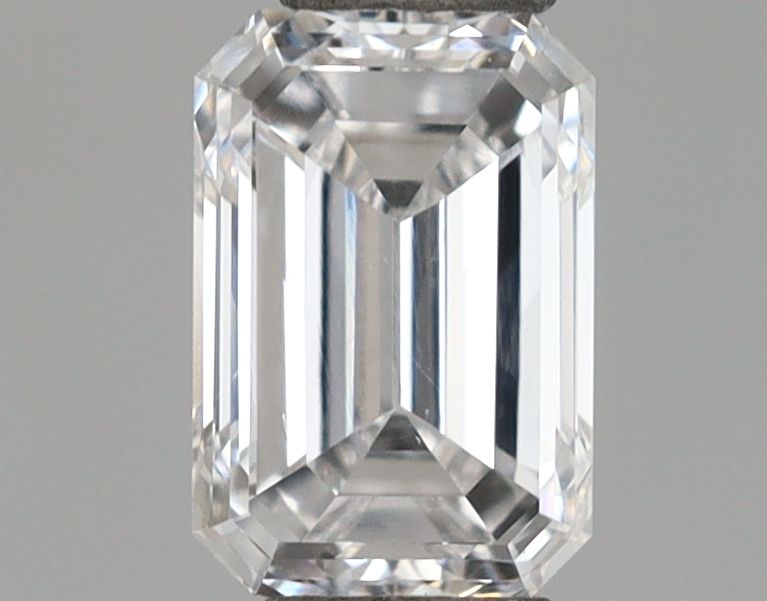 0.49 ct lab-grown Emerald Diamond