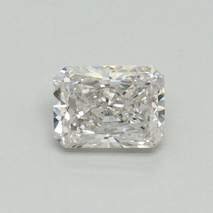 0.43 ct lab-grown Radiant Diamond