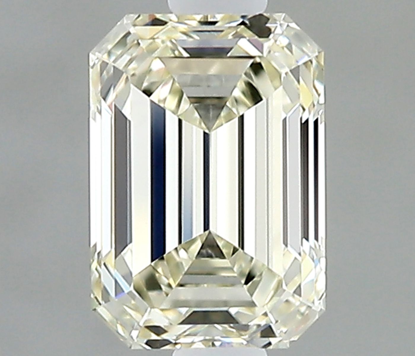 0.5 ct Emerald Diamond