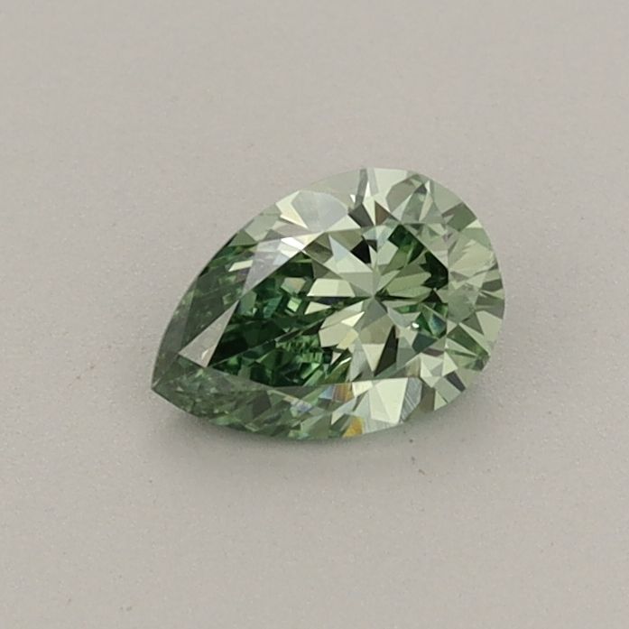 0.35 CT Fancy Vivid Green PEAR