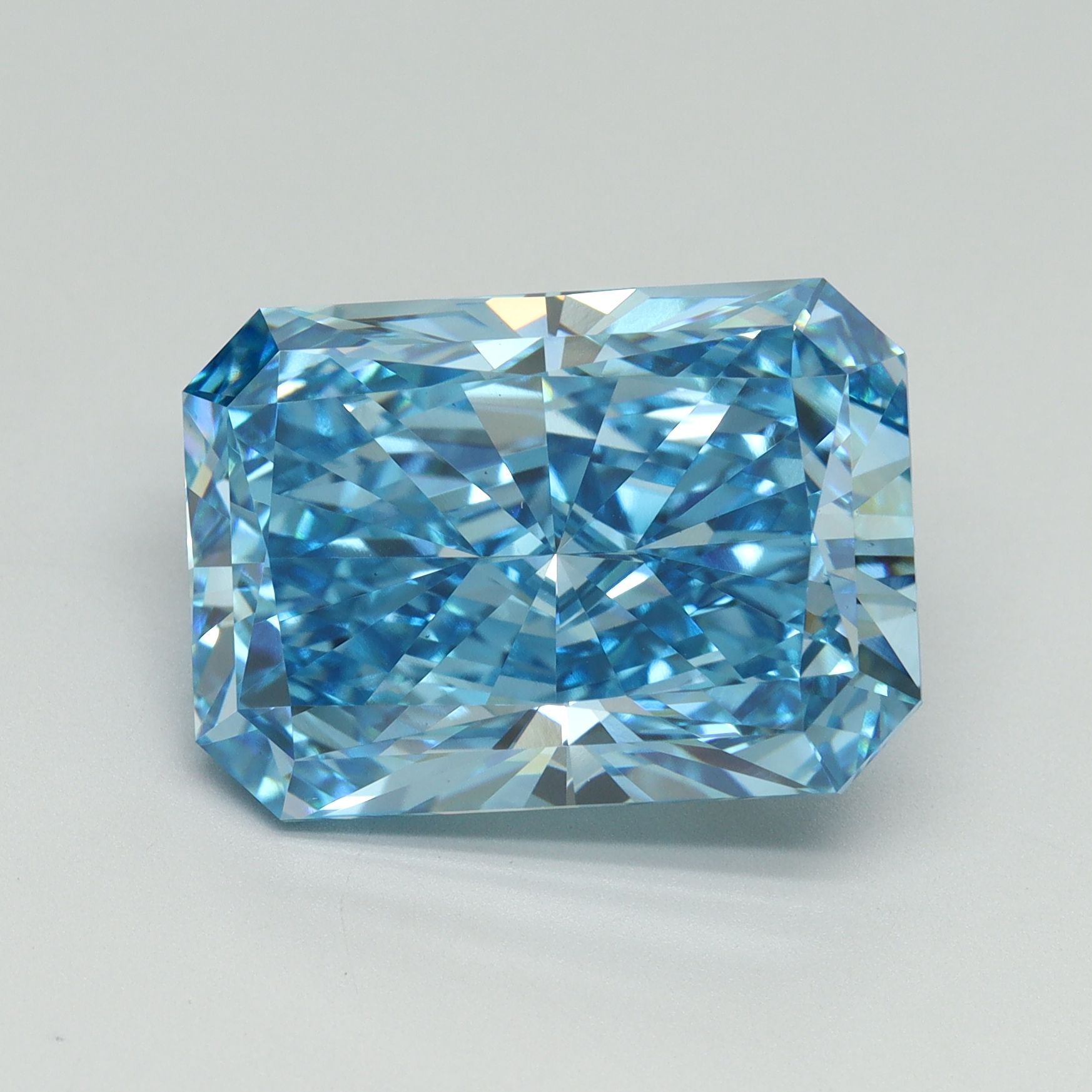 10.66 ct. radiant Lab Grown Diamond front image