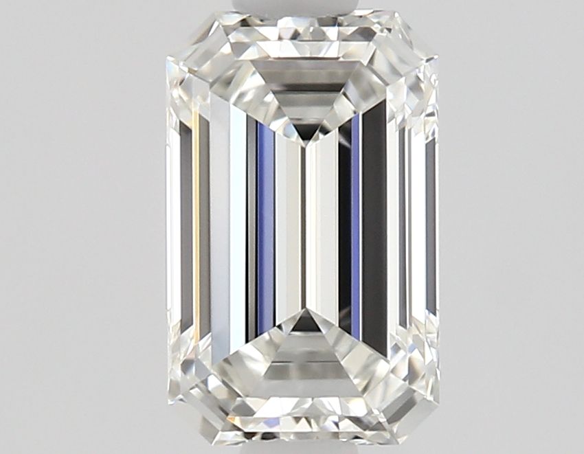 0.70 ct Emerald diamond