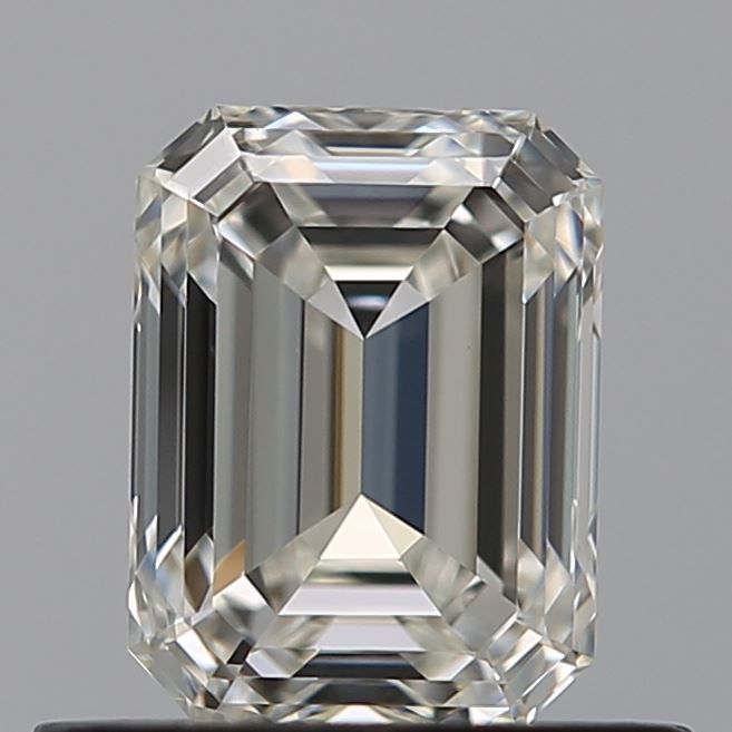 0.70 ct Emerald diamond