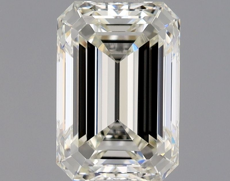 1.05 ct Emerald diamond