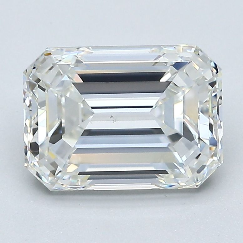 3.01 ct Emerald diamond