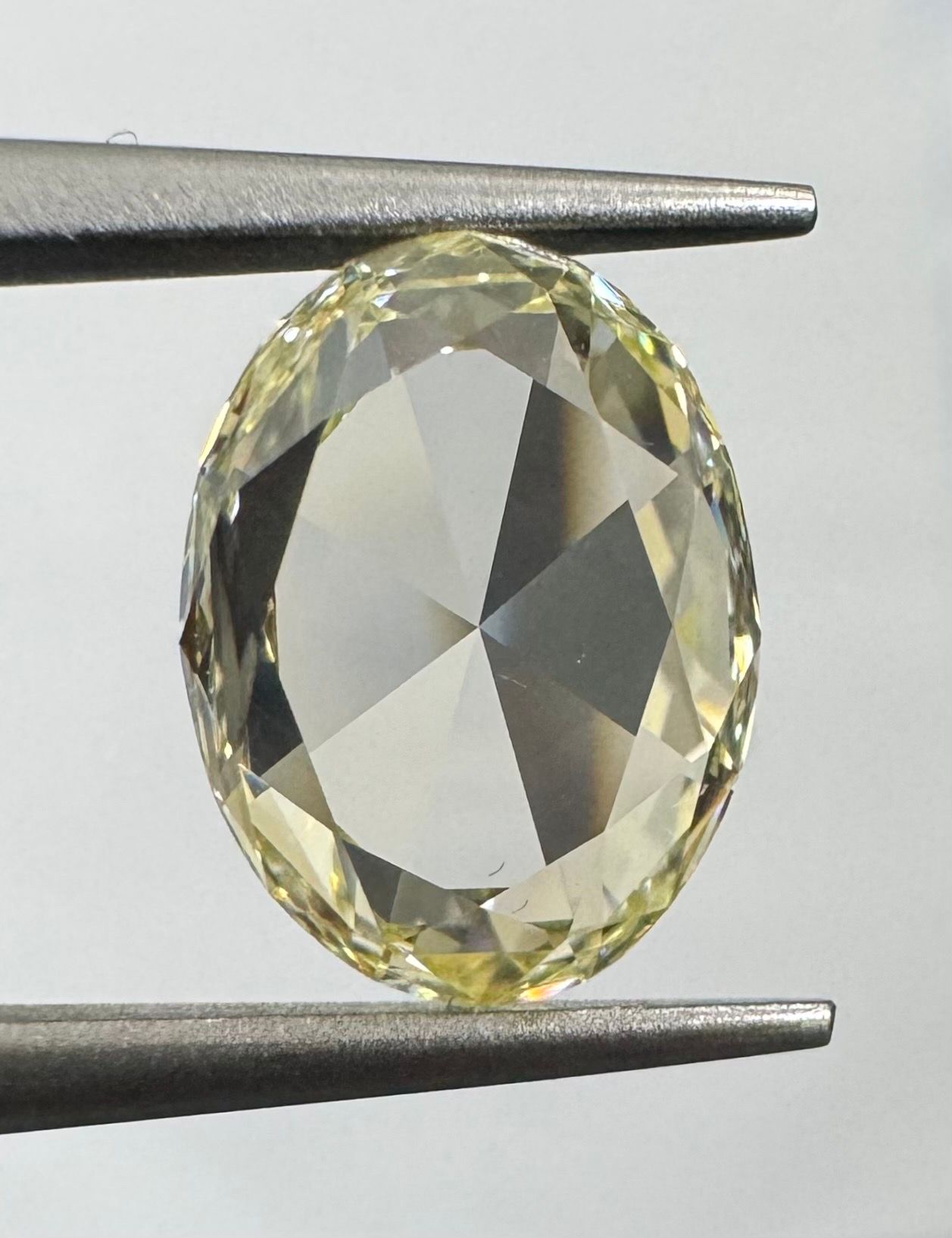 1.63 ct Oval diamond