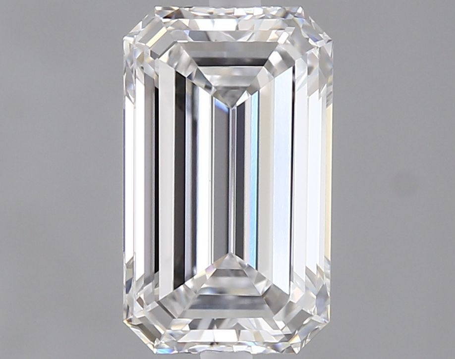 1.70 ct. emerald Lab Grown Diamond front image