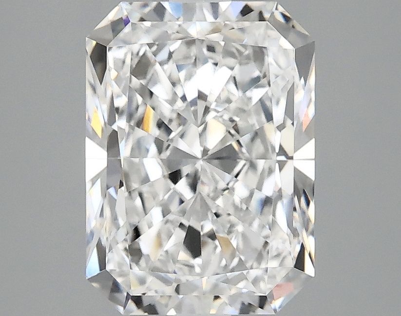 2.59 ct. radiant Lab Grown Diamond front image