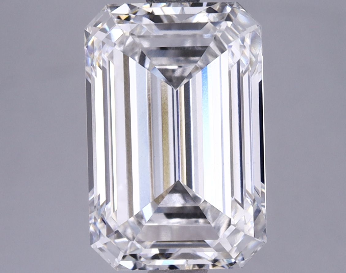 3.47 ct. emerald Lab Grown Diamond front image