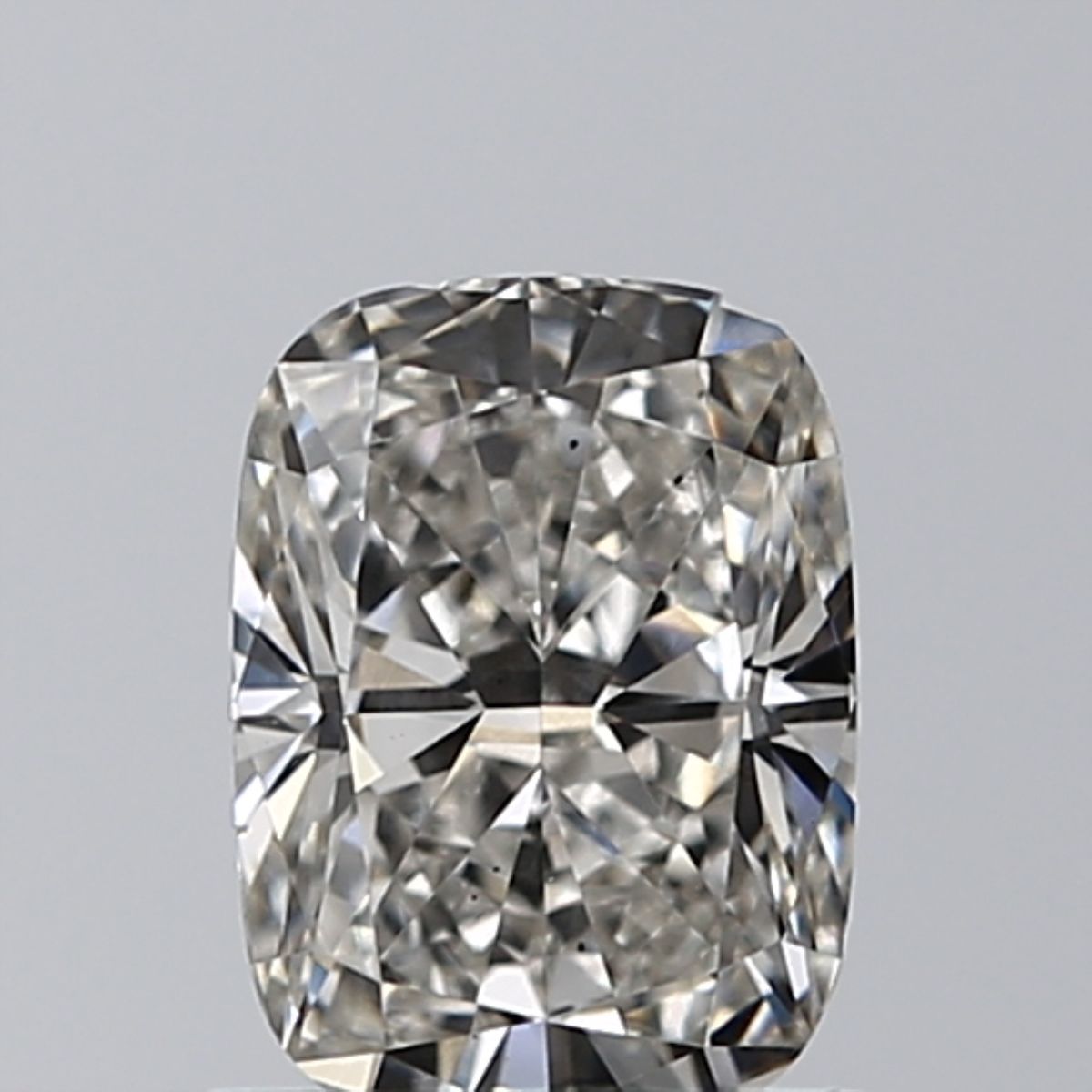 0.90 ct Cushion Brilliant diamond