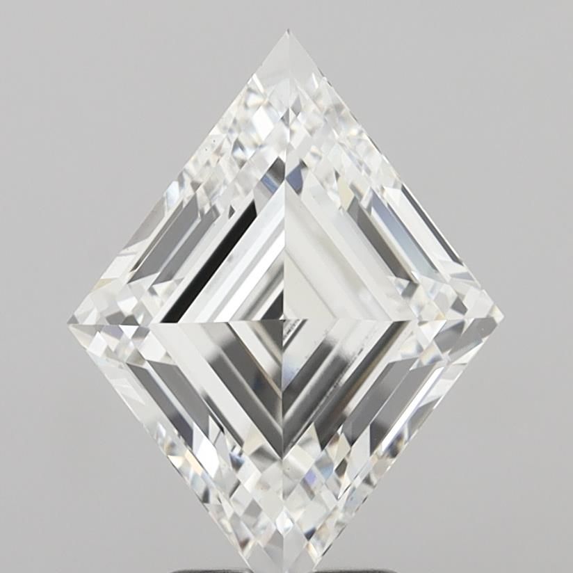 3.55 ct lab-grown Lozenge Diamond
