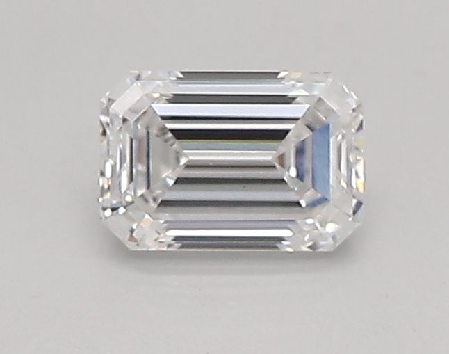 0.45 ct lab-grown Emerald Diamond