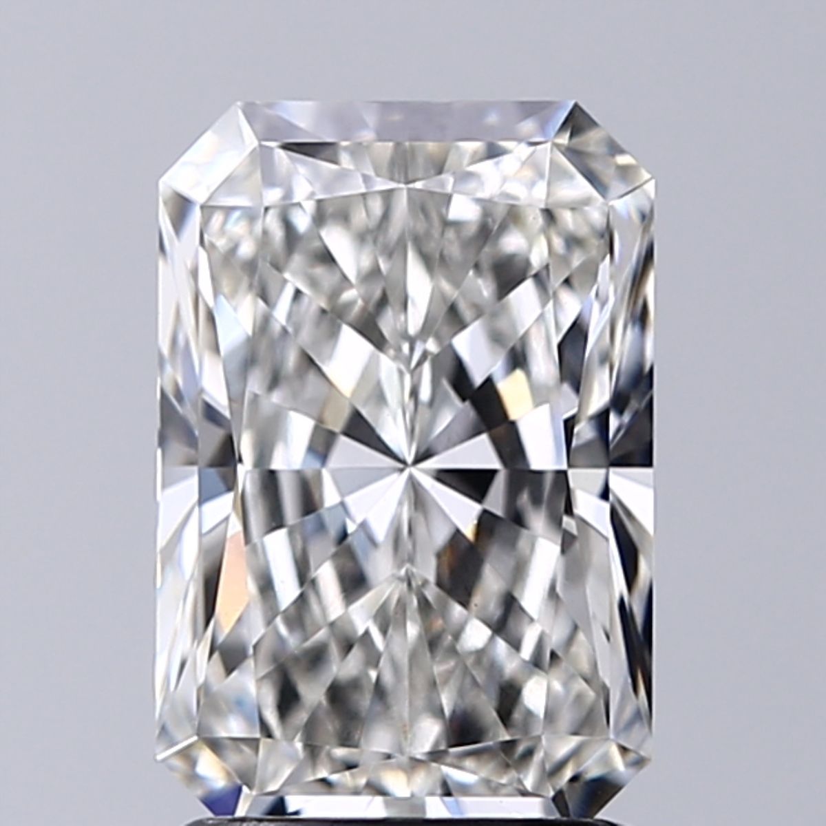 2.03 ct Radiant diamond